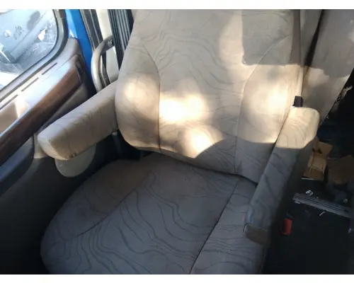 VOLVO VNL SEAT, FRONT
