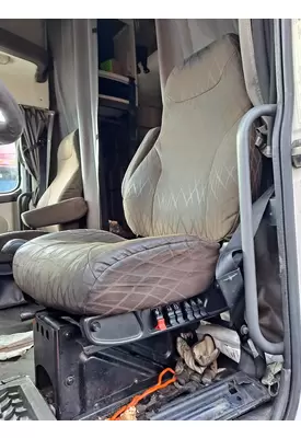 VOLVO VNL SEAT, FRONT