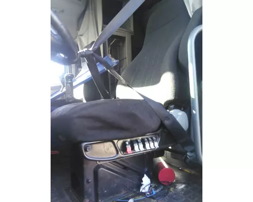 VOLVO VNL SEAT, FRONT