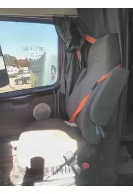 VOLVO VNL SEAT, FRONT