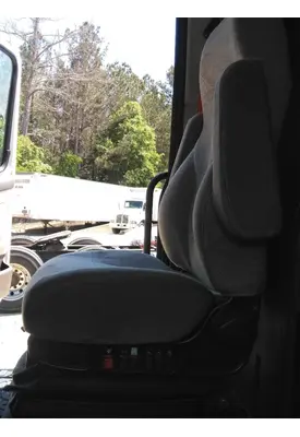 VOLVO VNL SEAT, FRONT