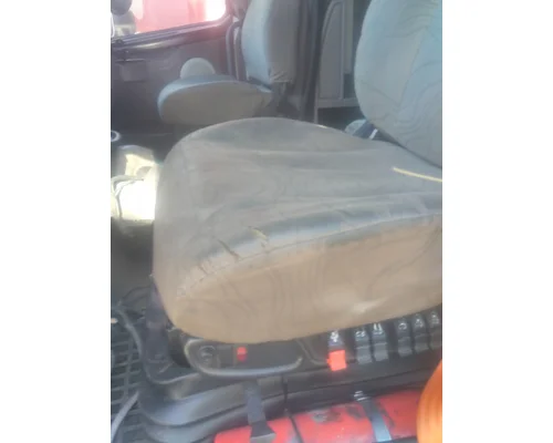 VOLVO VNL SEAT, FRONT