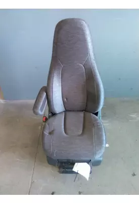 VOLVO VNL SEAT, FRONT