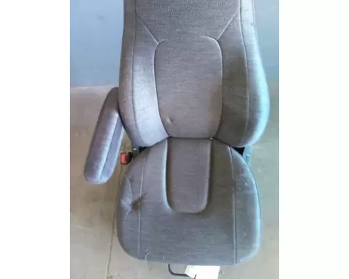 VOLVO VNL SEAT, FRONT