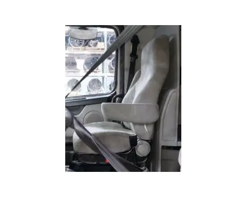 VOLVO VNL SEAT, FRONT