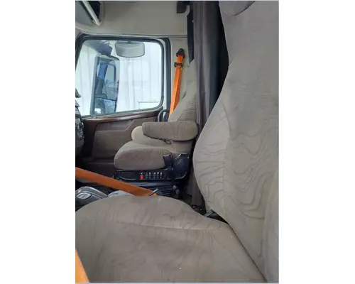 VOLVO VNL SEAT, FRONT