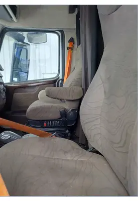 VOLVO VNL SEAT, FRONT