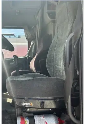 VOLVO VNL SEAT, FRONT