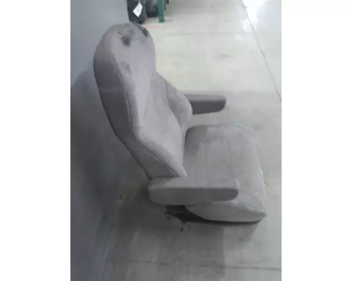 VOLVO VNL SEAT, FRONT