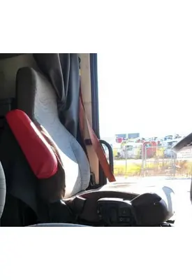 VOLVO VNL SEAT, FRONT