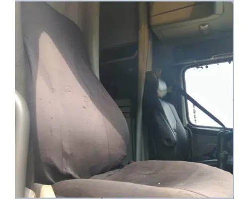 VOLVO VNL SEAT, FRONT