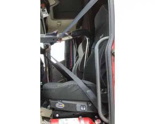 VOLVO VNL SEAT, FRONT