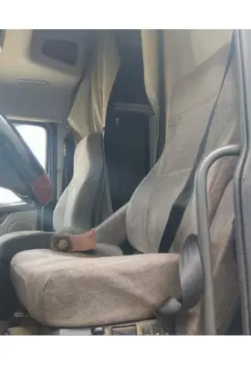 VOLVO VNL SEAT, FRONT