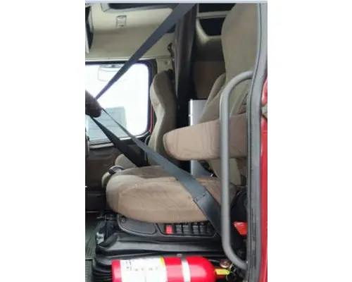 VOLVO VNL SEAT, FRONT