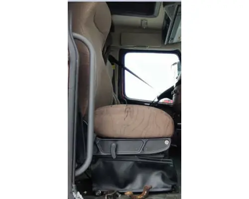 VOLVO VNL SEAT, FRONT