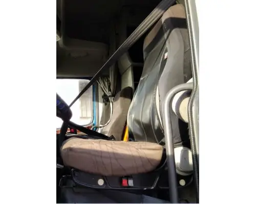 VOLVO VNL SEAT, FRONT
