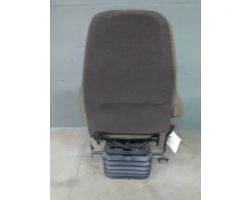 VOLVO VNL SEAT, FRONT