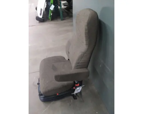 VOLVO VNL SEAT, FRONT