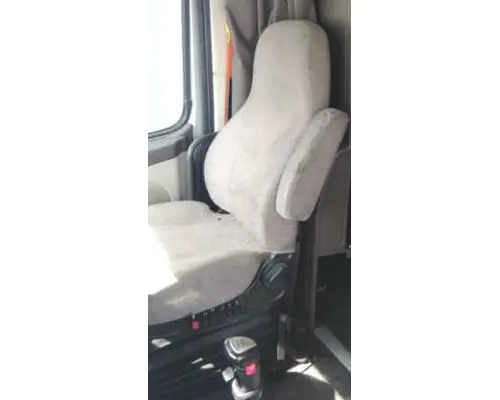 VOLVO VNL SEAT, FRONT
