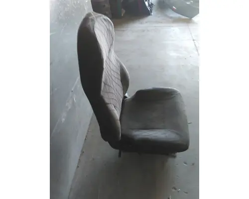 VOLVO VNL SEAT, FRONT