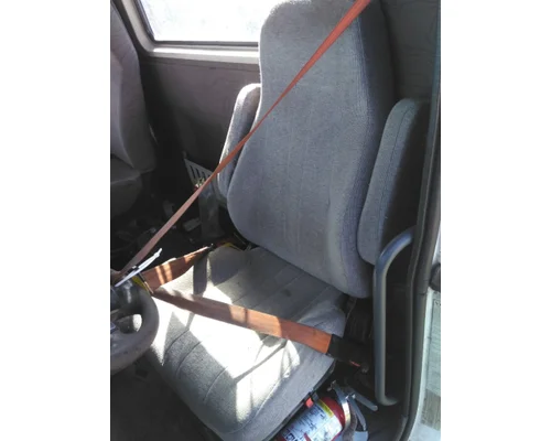 VOLVO VNL SEAT, FRONT