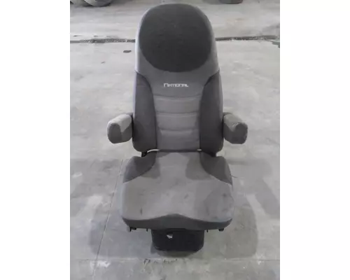 VOLVO VNL SEAT, FRONT