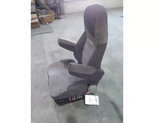 VOLVO VNL SEAT, FRONT