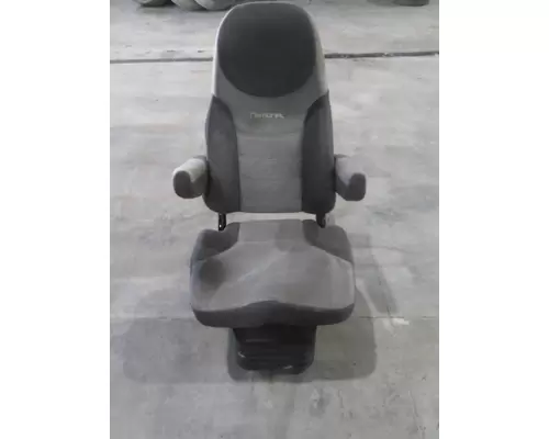 VOLVO VNL SEAT, FRONT