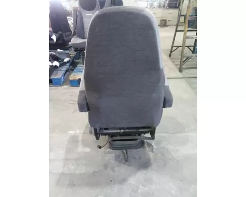 VOLVO VNL SEAT, FRONT