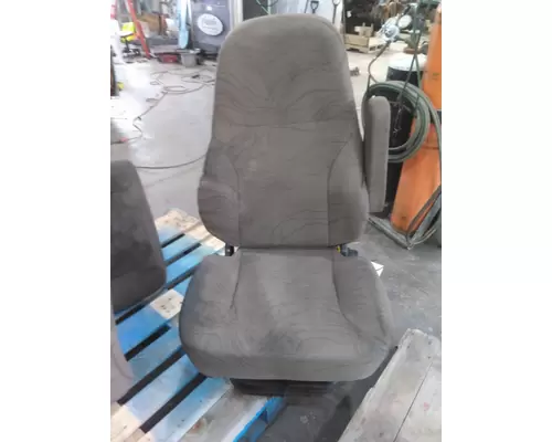 VOLVO VNL SEAT, FRONT