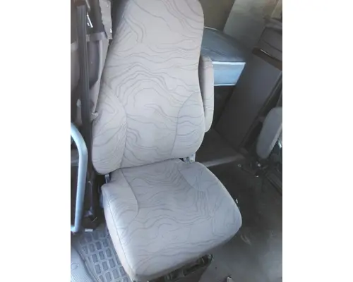 VOLVO VNL SEAT, FRONT