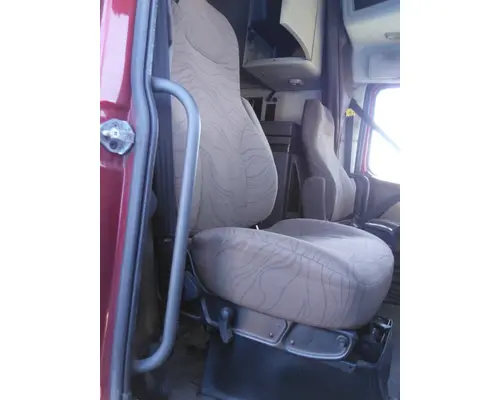 VOLVO VNL SEAT, FRONT