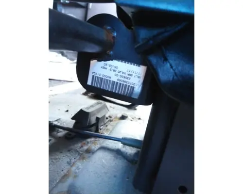 VOLVO VNL SEAT, FRONT