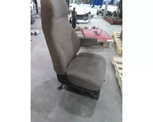 VOLVO VNL SEAT, FRONT