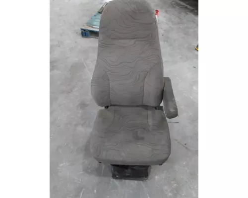 VOLVO VNL SEAT, FRONT