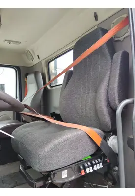 VOLVO VNL SEAT, FRONT