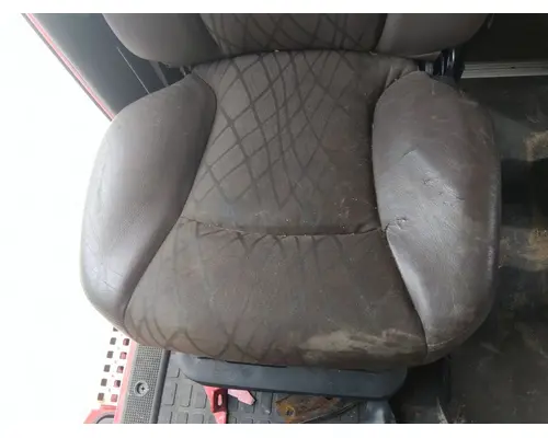 VOLVO VNL SEAT, FRONT