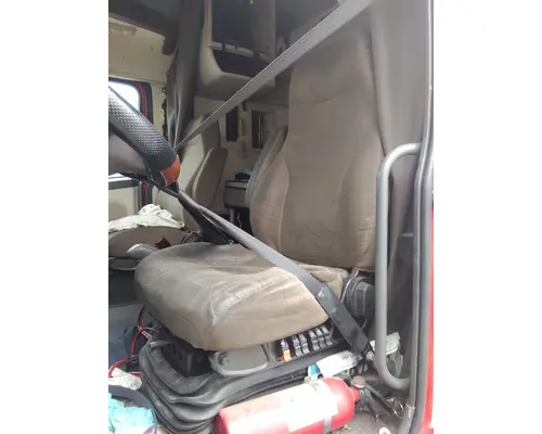 VOLVO VNL SEAT, FRONT