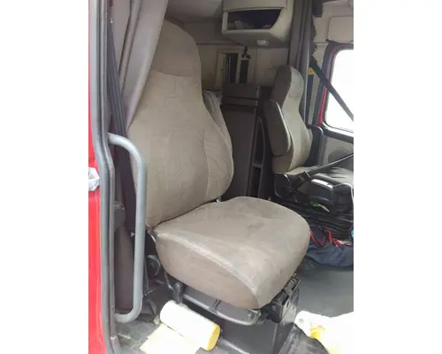 VOLVO VNL SEAT, FRONT
