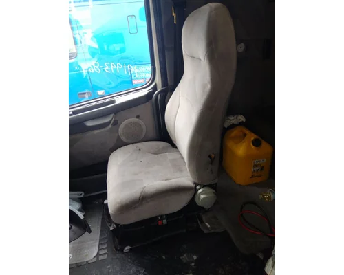 VOLVO VNL SEAT, FRONT