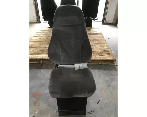 VOLVO VNL SEAT, FRONT