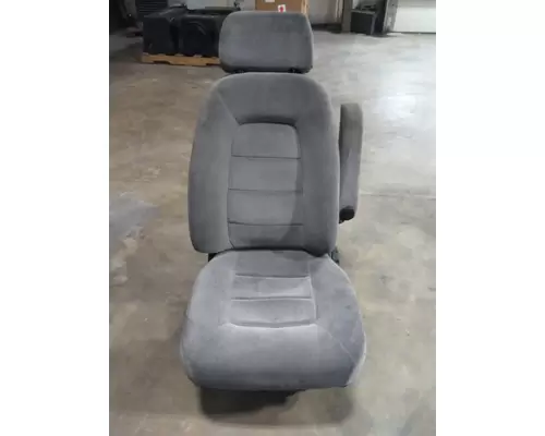 VOLVO VNL SEAT, FRONT