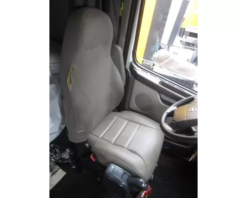 VOLVO VNL SEAT, FRONT