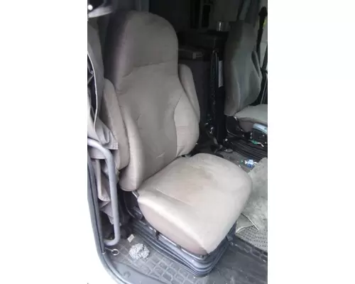 VOLVO VNL SEAT, FRONT