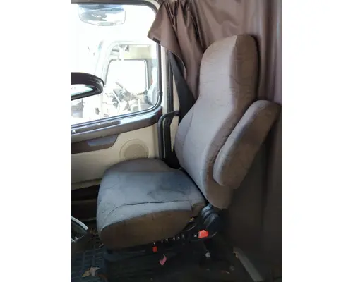 VOLVO VNL SEAT, FRONT
