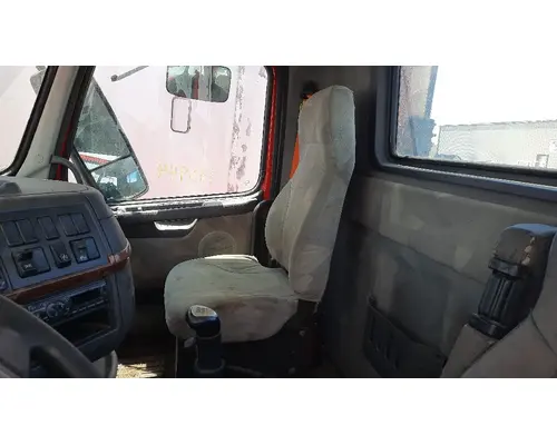 VOLVO VNL SEAT, FRONT
