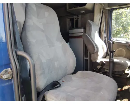 VOLVO VNL SEAT, FRONT