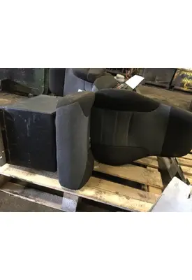VOLVO VNL SEAT, FRONT