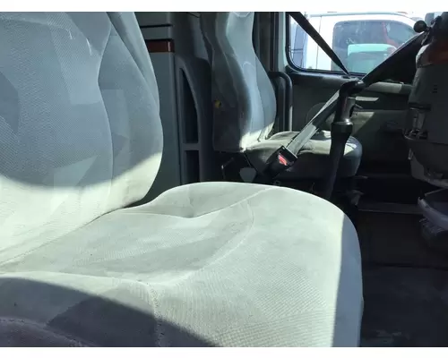 VOLVO VNL SEAT, FRONT