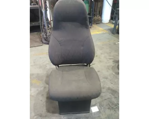 VOLVO VNL SEAT, FRONT